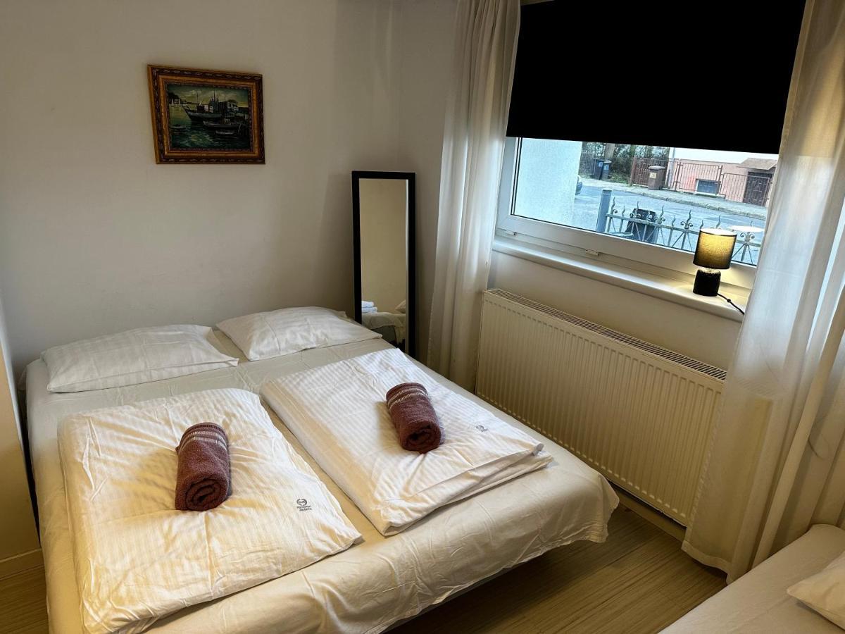 Pensjonat Jagoda B&B ミエンジズドロイェ エクステリア 写真